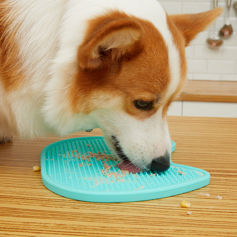 Tongue licking double-sided bowl