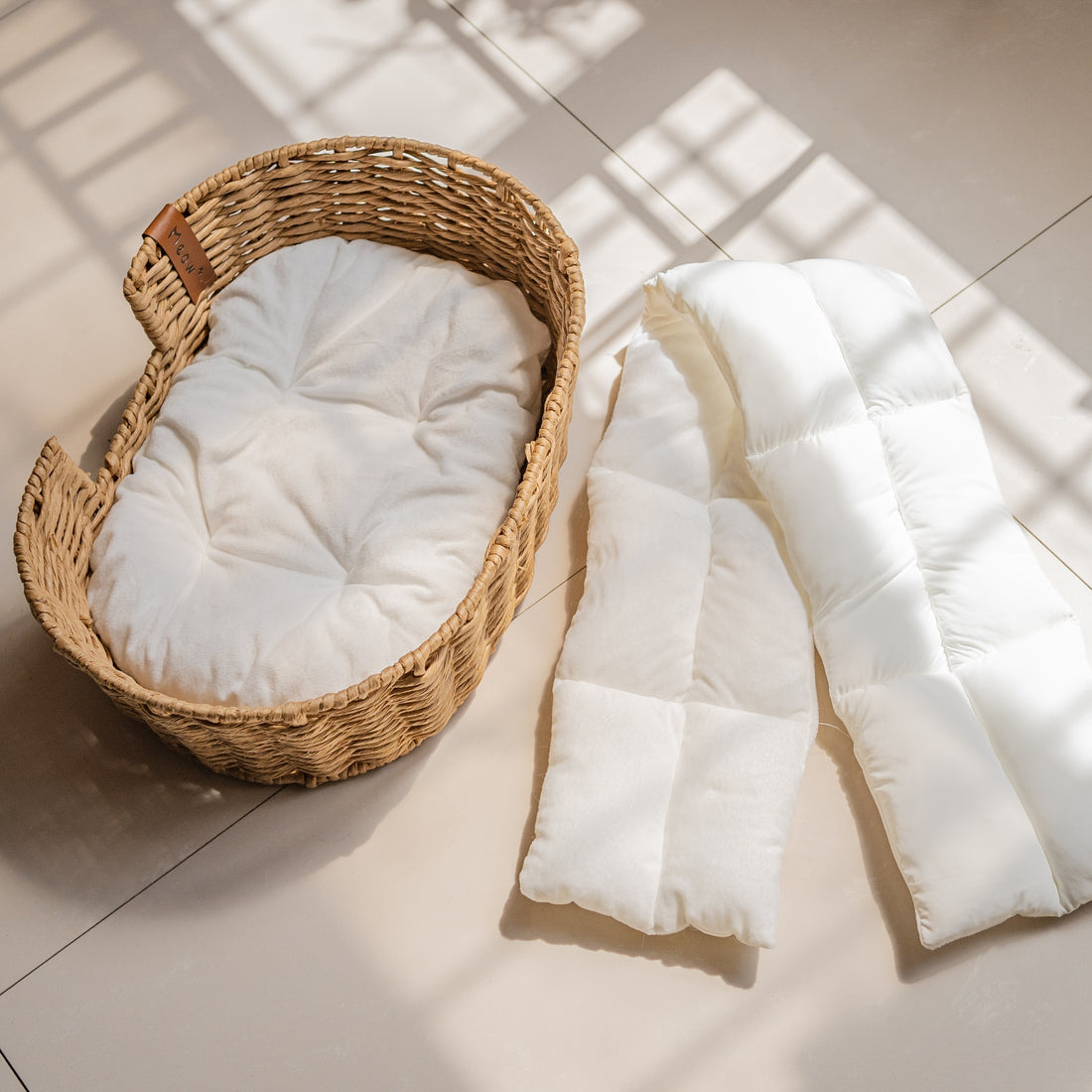 Hand-woven  Rattan Basket Pet Nest